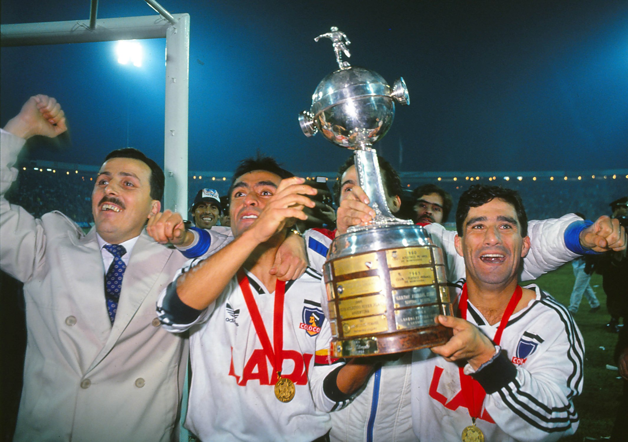 Colo-Colo celebra la Copa Libertadores de América en 1991