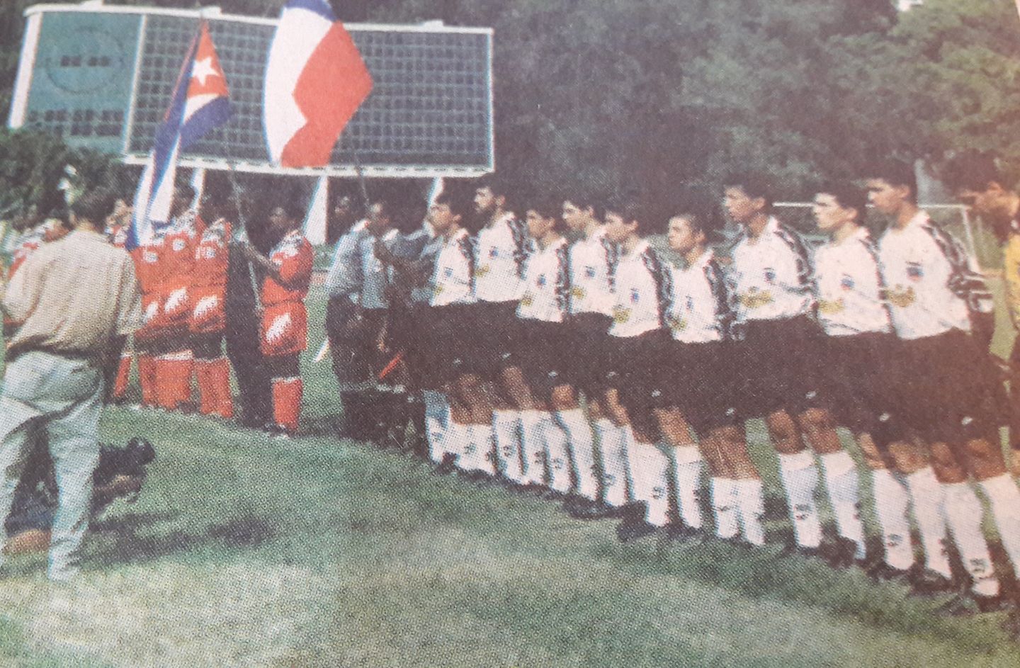 Colo-Colo frente a Cuba en 1995