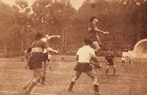 Colo-Colo frente a Everton en 1945